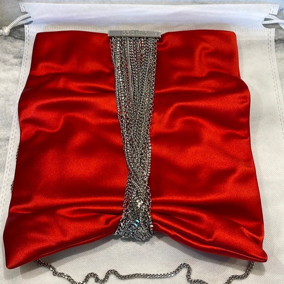 Jimmy Choo red satin clutch on the silver chain - Picture 8 of 16